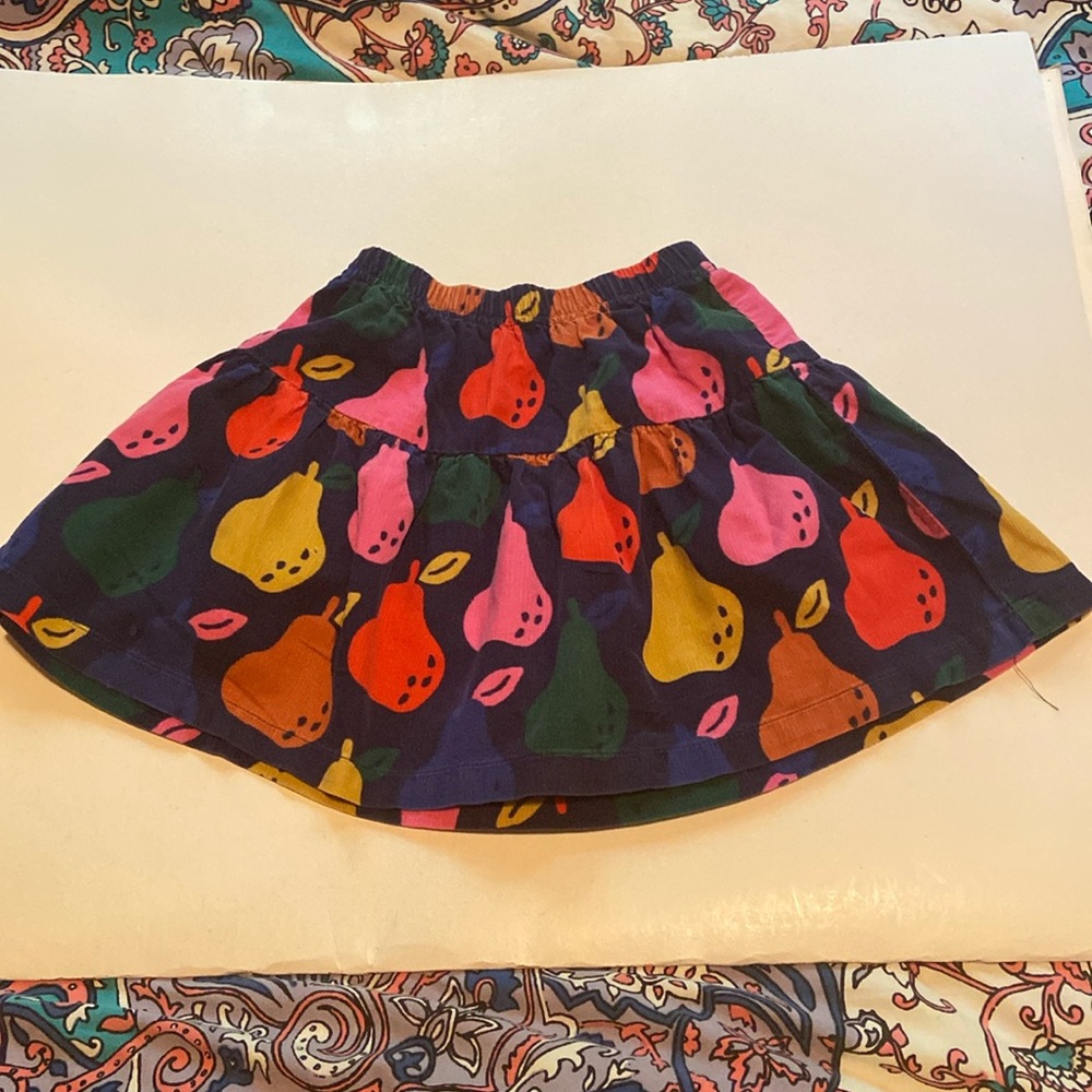 Hanna Andersson Girls Corduroy Skirt with Multicolored Pear Decor.  Size 110/5US